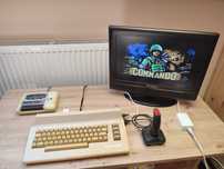 Commodore C64 kompletny zestaw plomba gry kartridż tapecart joystick