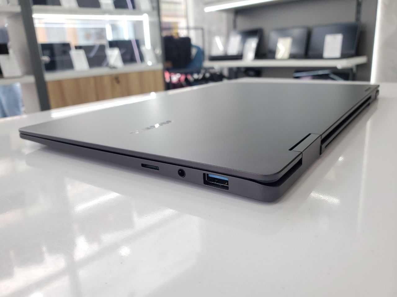 Ноутбук Samsung Galaxy Book 2 360 13.3" i5-1235U/8Gb/256Gb SSD