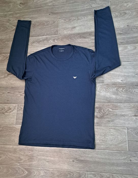 Лонгслив EMPORIO ARMANI р.М оригинал
