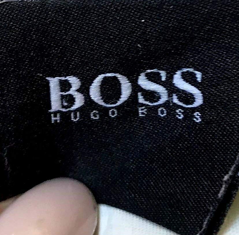 Hugo boss spodenki męskie S
rozmiar S