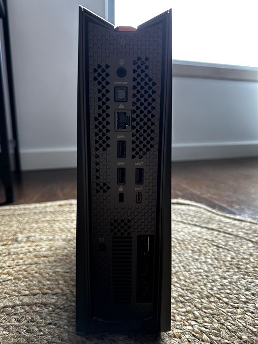 Desktop Gaming ASUS ROG GR8II-T022Z Negociável