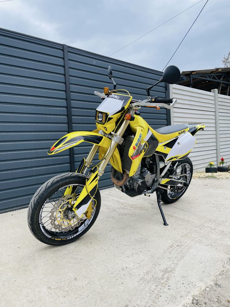 Suzuki DRZ 400 SM
