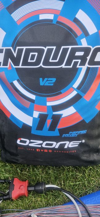 Kite OZONE ENDURO V2 11M + Bar