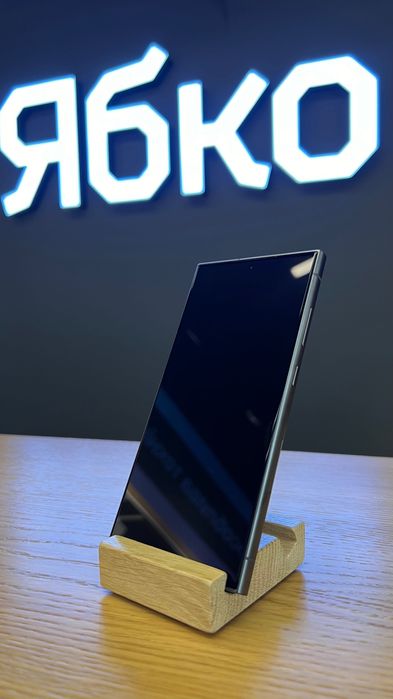Смартфон Samsung Galaxy S24 Ultra 12/256GB Titanium Black  used