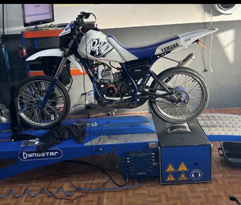 Dt com algum material