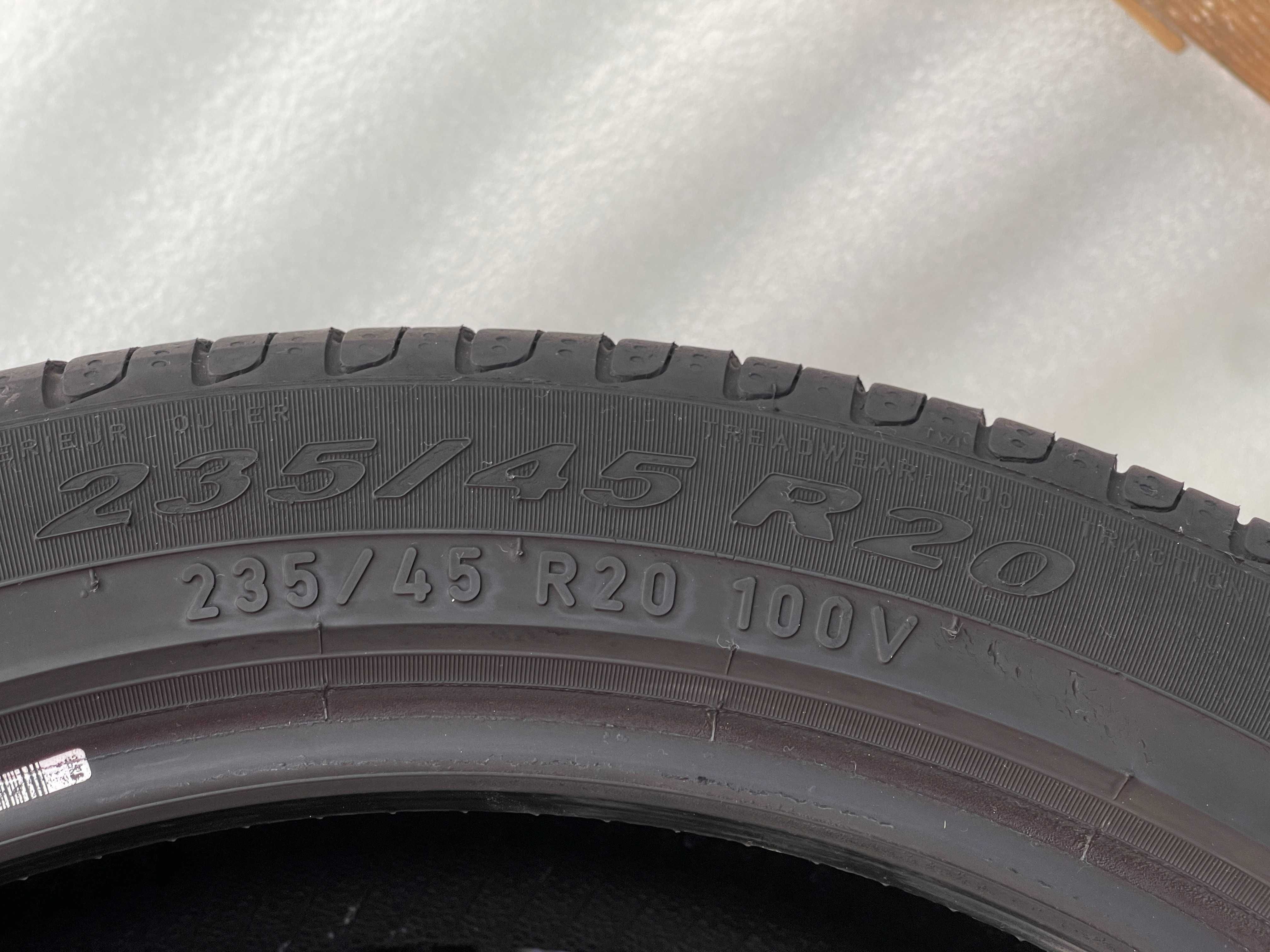 235/45 R20 PIRELLI Scorpion VERDE seal inside