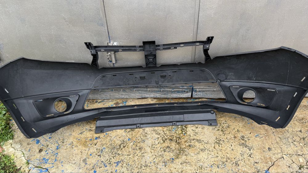 Бампер Дачія Сандеро