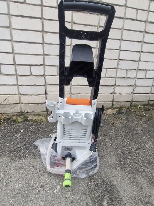 Мийка високого тиску STIHL  RE90