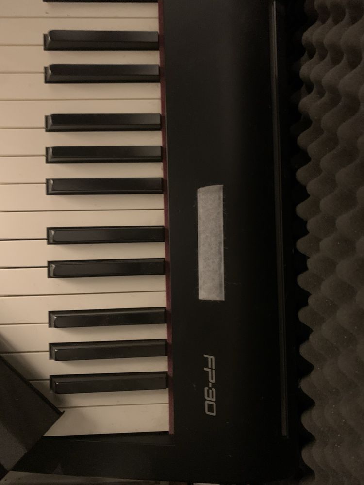 Pianino Roland FP-30