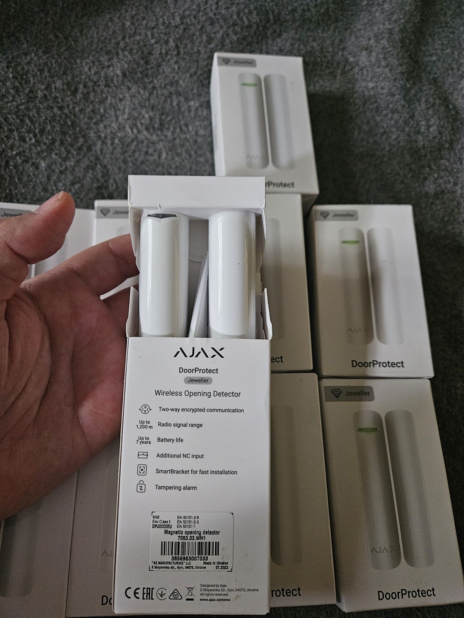 продам новые датчики ajax DoorProtect