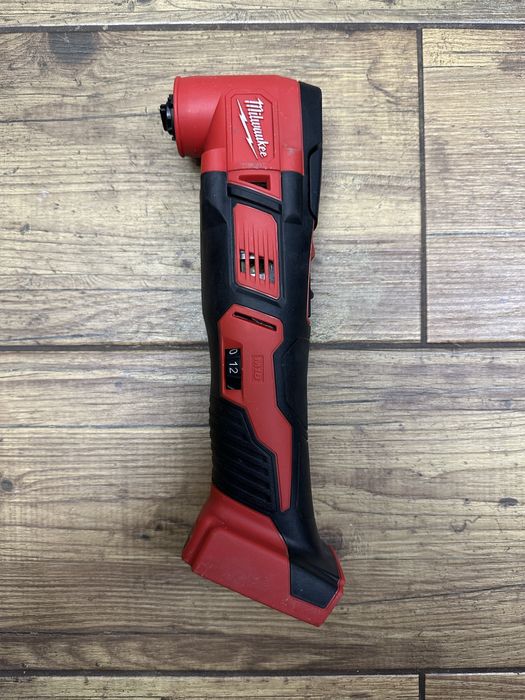 Narzędzie, urządzenie wielofunkcyjne, multitool Milwaukee M18 BMT
