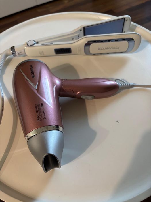 Alisador Rowenta e secador