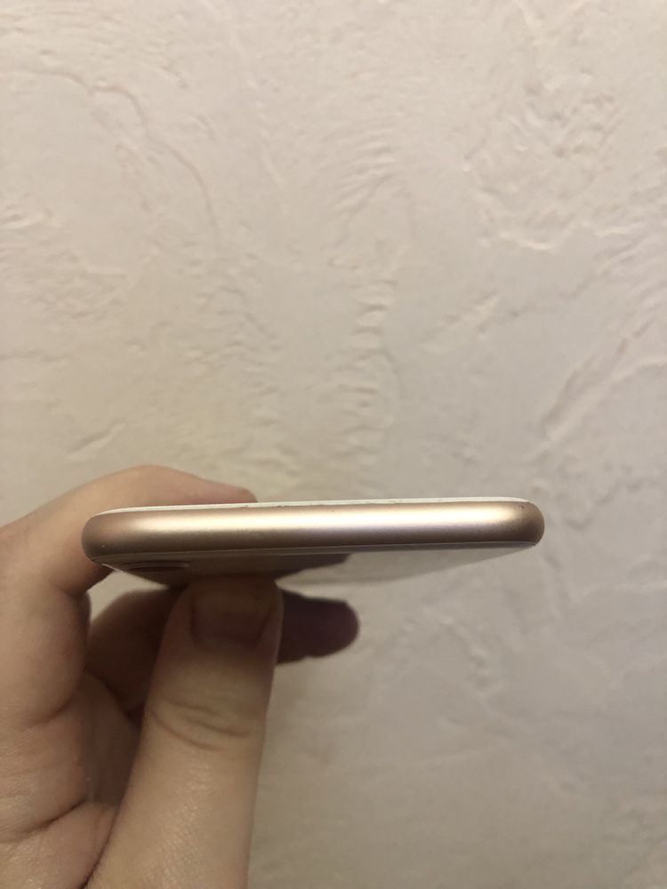 Iphone 8 64gb gold