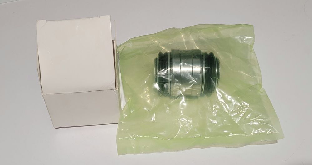 Сайлентблок плаваючий для Tesla Model 3