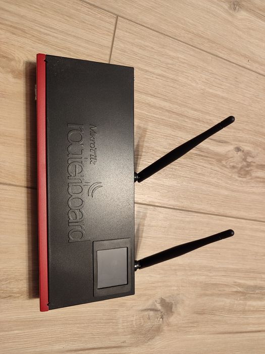 Маршрутизатор роутер  MikroTik RB2011UiAS-2HnD-IN WIFI WI-FI