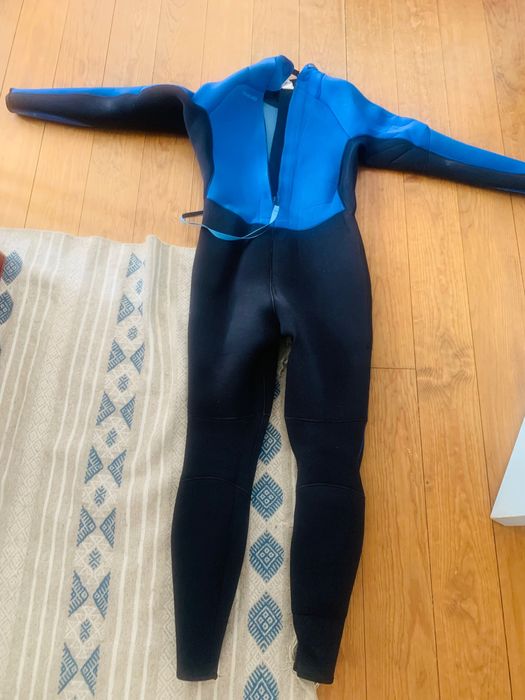 Fato de surf 5/4 em ótimas condições