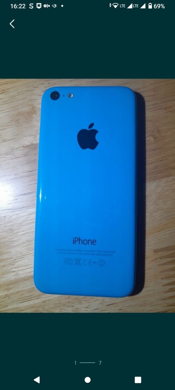iPhone 5c в очень хорошем состоянии АКБ 100%