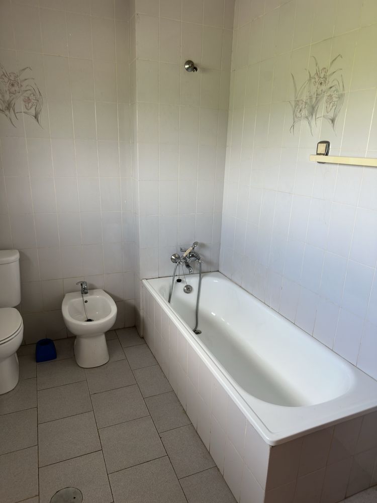 Quarto para atrendar / piso independente c