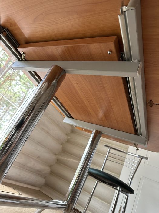 Стіл розкладний + стільці. Стіл 120х75, в розкладеному стані 160х75