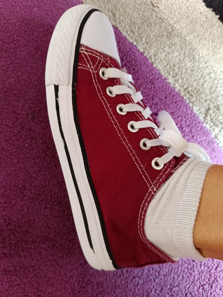 Trampki bordowe unisex 38(37)