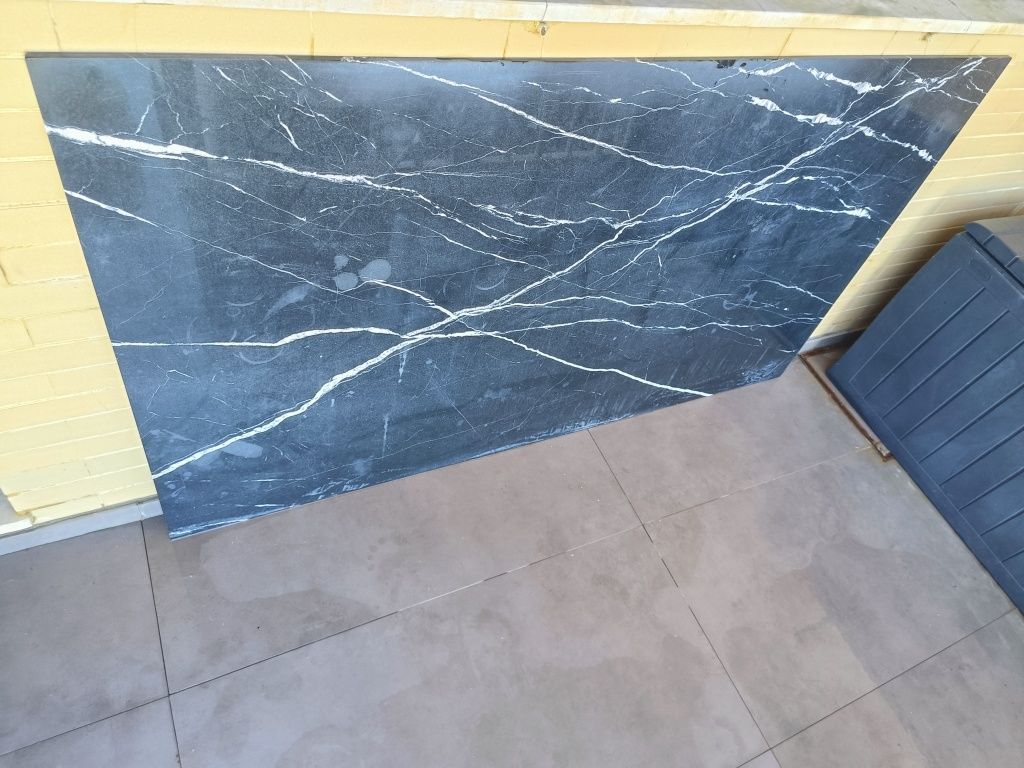 Mármore Negro Marquina Polido