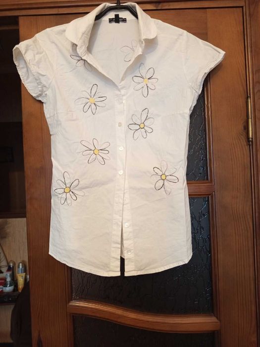 Дівчача-жіноча рубашка Dewy Rose 38 М розмір нова,але без бірки!