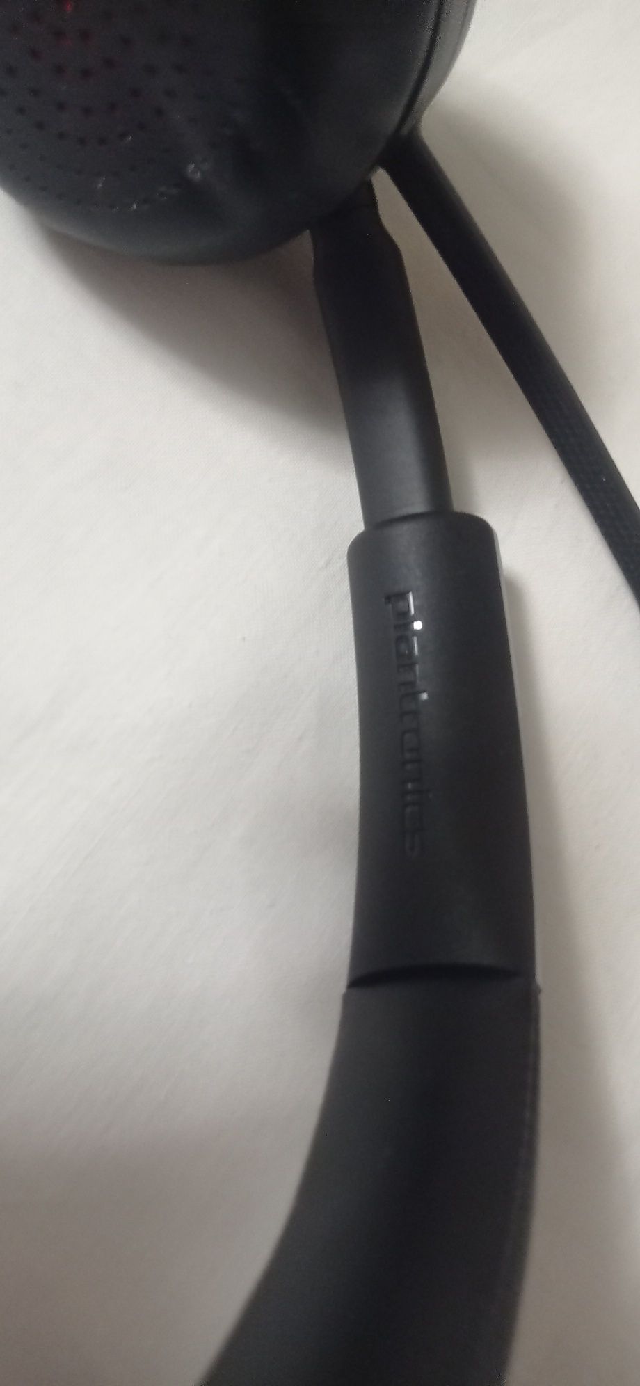 Специализированная гарнитура Plantronics Poly Voyager 4210 UC USB-A