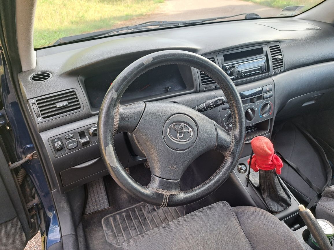 Toyota corolla e12 1.6 vvti