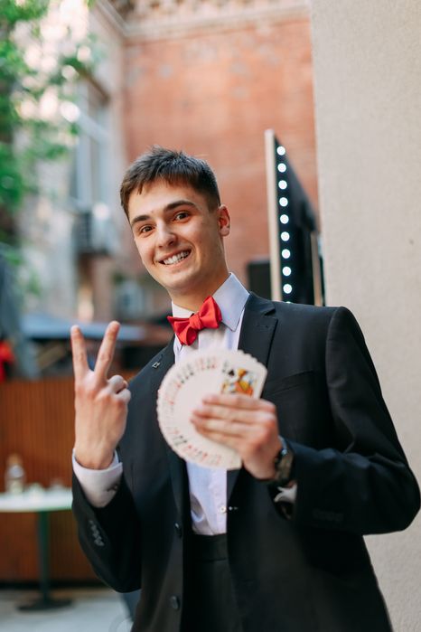 Фокусник,ілюзіоніст на ваше свято /київ/київська область/львів/харків