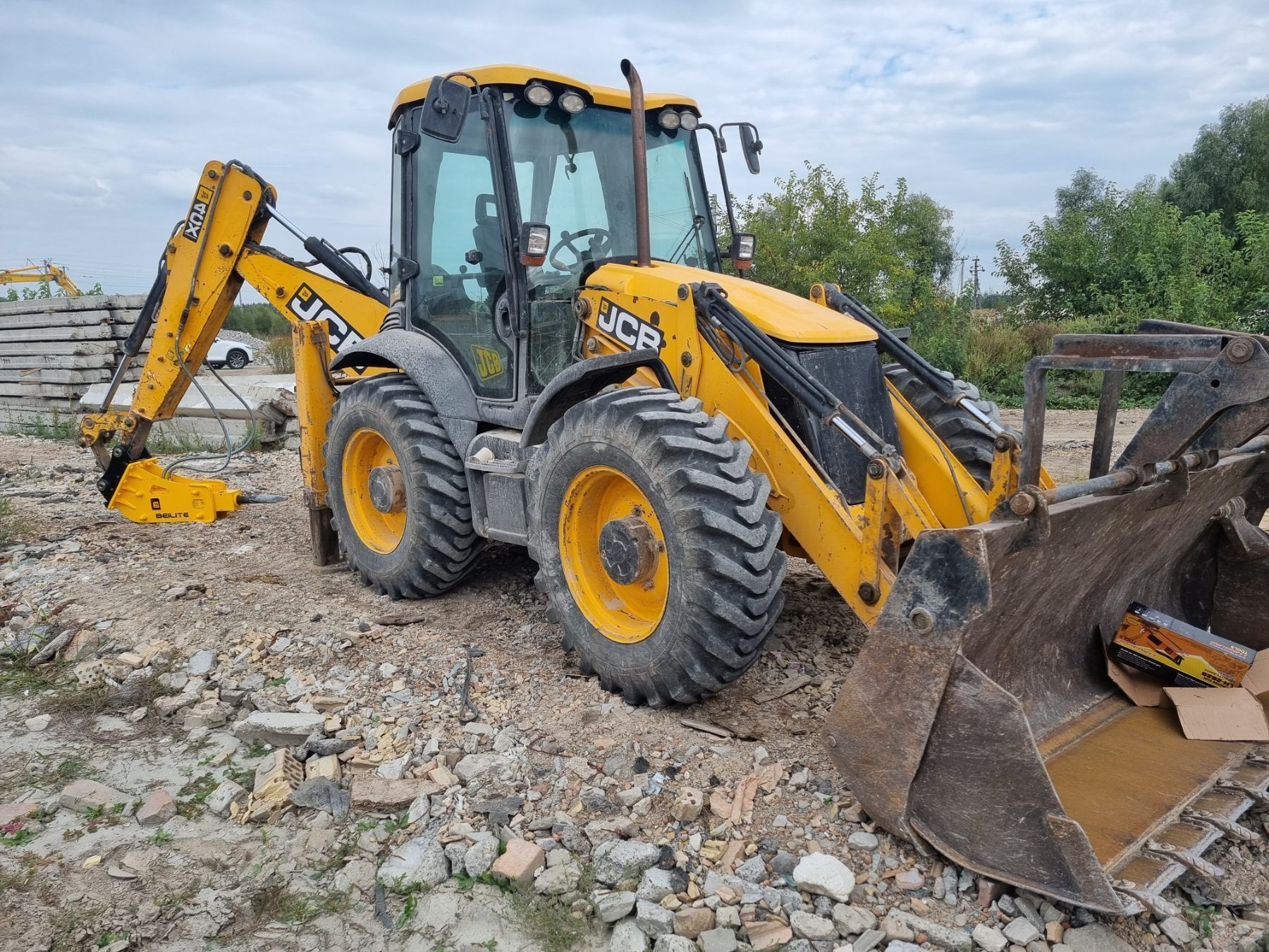 Оренда екскаватора Jcb 3-4. Трактор. Послуги екскаватора