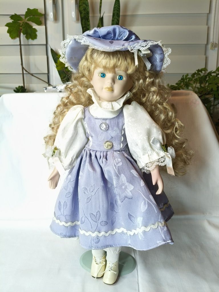 Stara kolekcjonerska lalka głowa porcelanowa 16