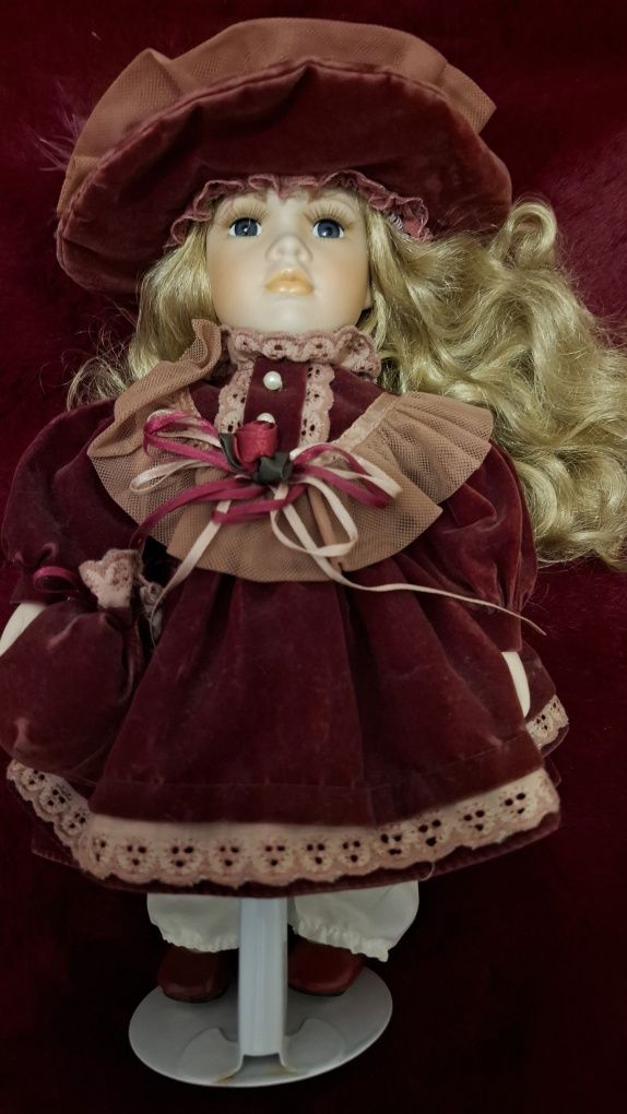 Lalka porcelanowa Leonardo Collection