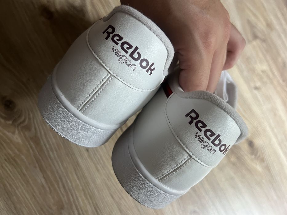 Чоловічі оригінальні кроссівки Reebook Classic Vegan 45 розмір нові