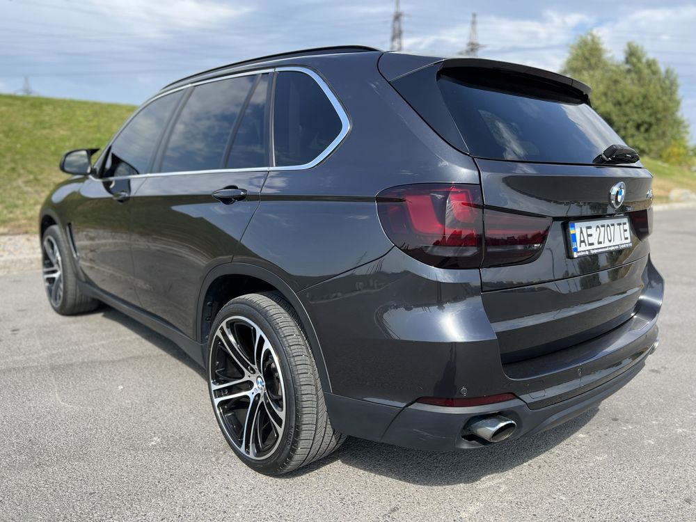 BMW X5 кузов F15