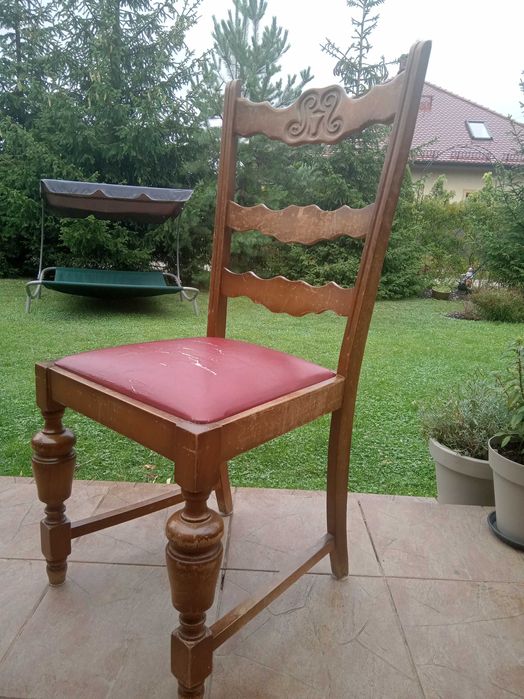 Stylowe krzesło tron