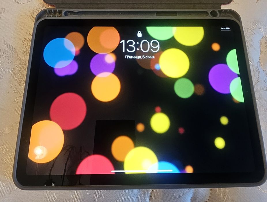 Apple Iphone 15.5 IPad Air модель MYFM2LL/A 64гб