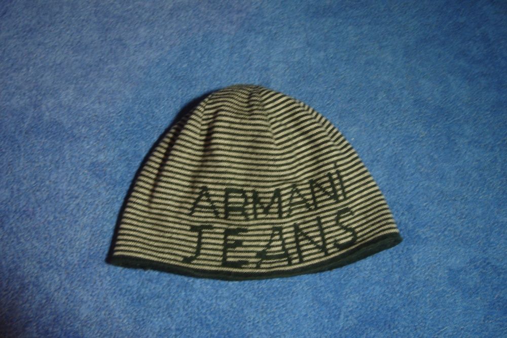 Продам детские шапки