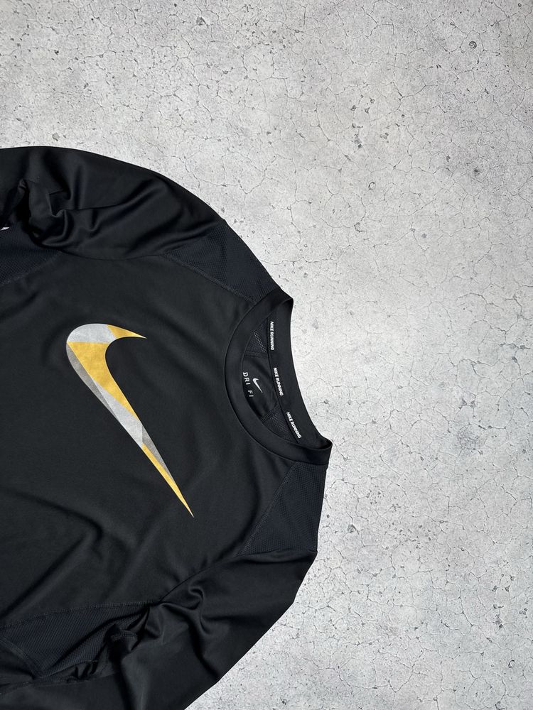 Женская Спортивная Кофта Nike Dri-Fit Big Swoosh Оригинал M