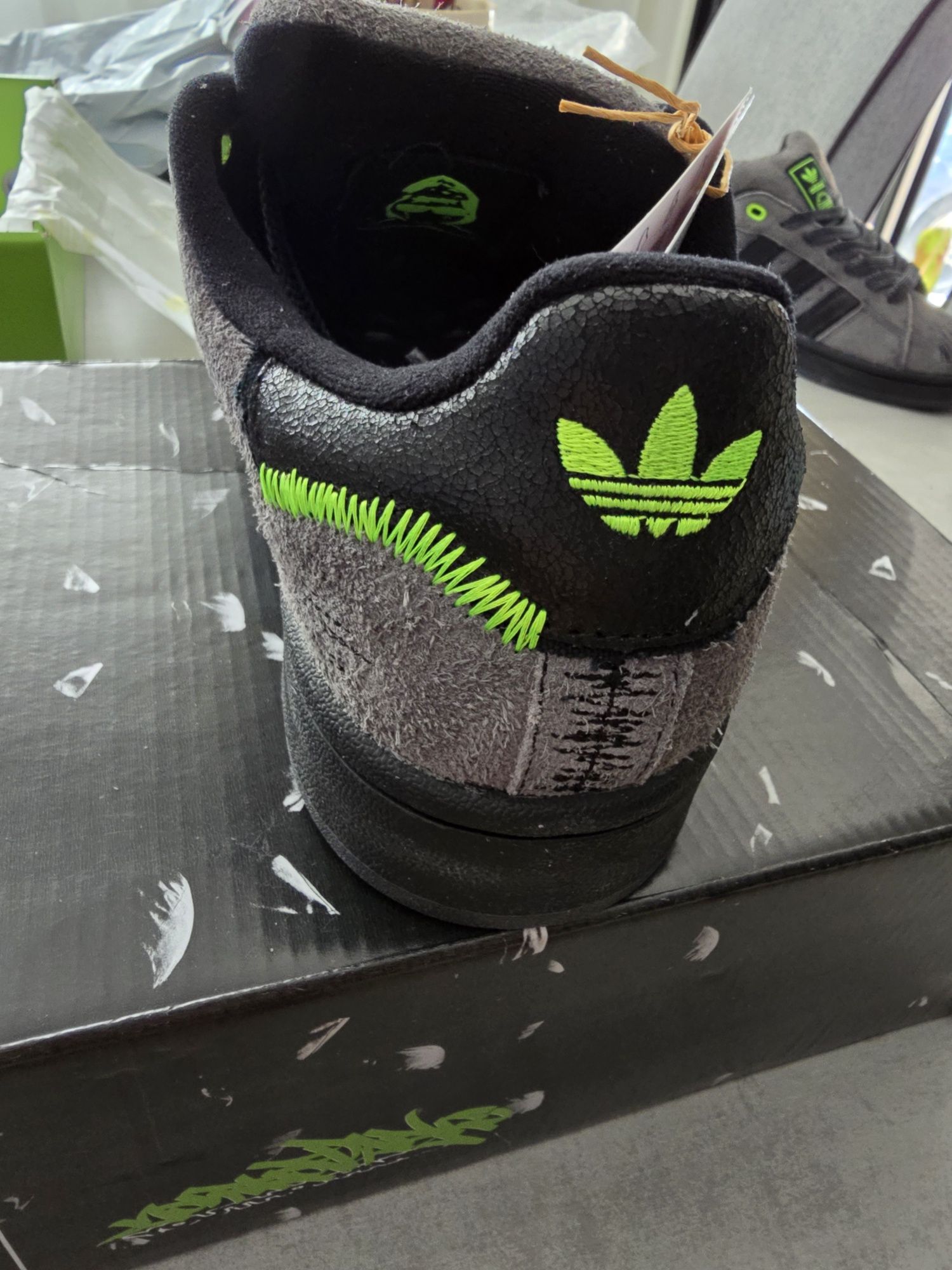 Adidas Campus 00s Youth of Paris