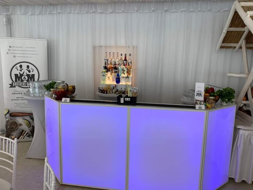 Bar ledowy dla barmana