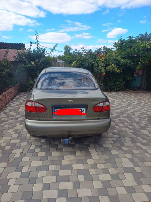 Автомобіль Daewoo sens