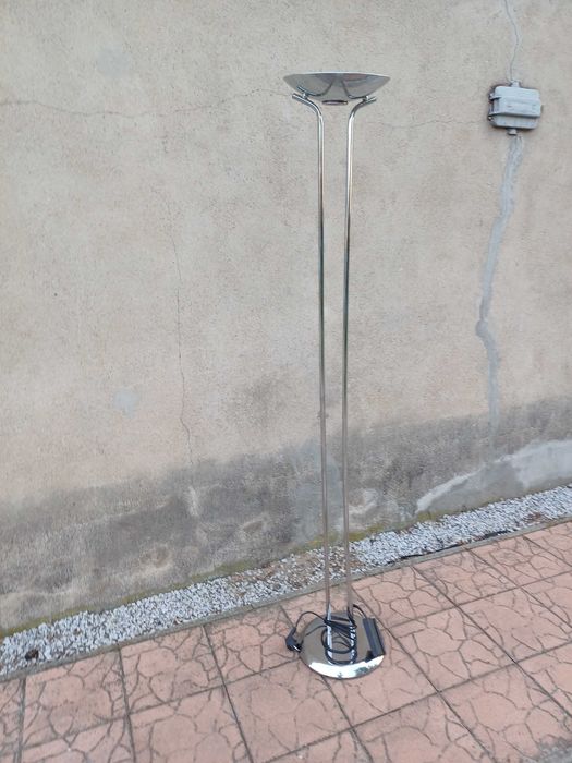 Lampa stojąca nocna