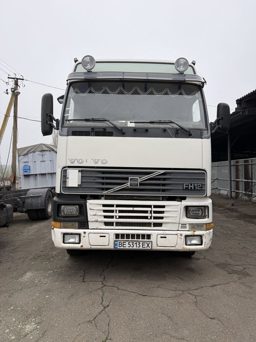 Volvo FH12.