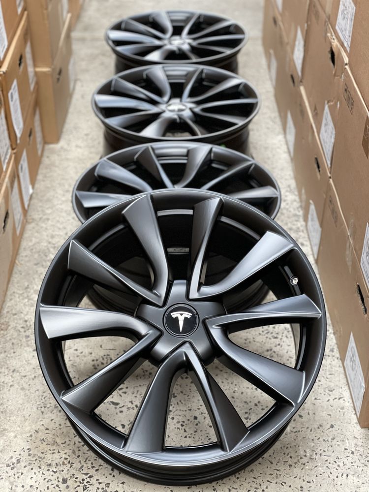 Диски Нові Tesla Model 3  R19/5/114,3 Model Y в Наявності