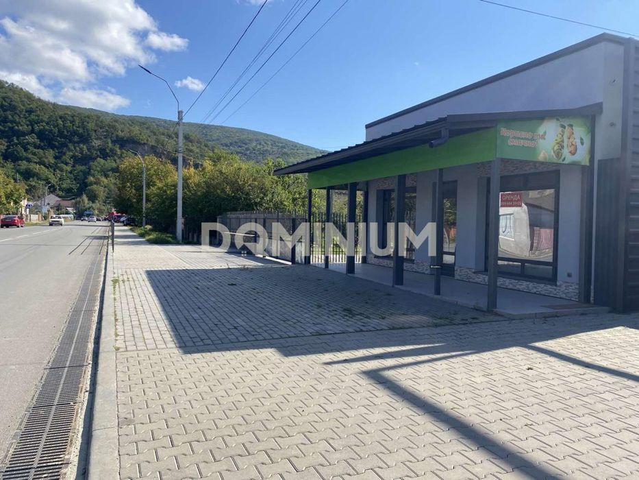 Сучасне комерційне приміщення 75 м² в оренду,вул. Комунальна 7