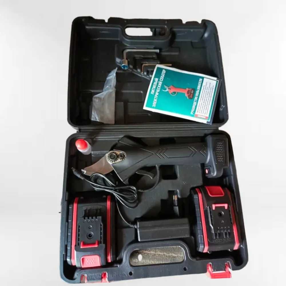 Аккумуляторный секатор в чемодане (длина лезвия 4,5см) 2хАКБ
