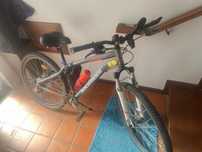 Bicicleta em aluminio