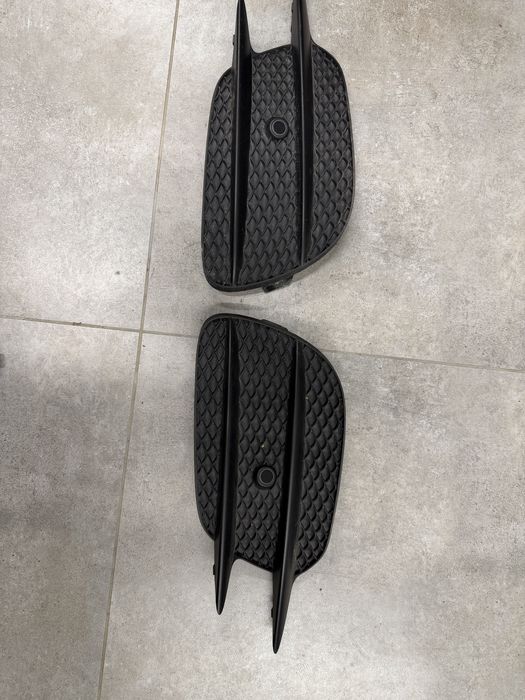 Kratka zderzaka przod lewa Mercedes E klasa W213 orginal