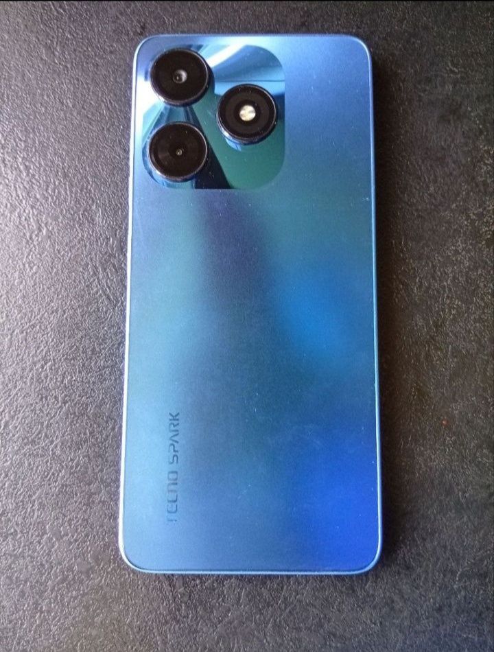 Tecno spark 10 8/128gb blue