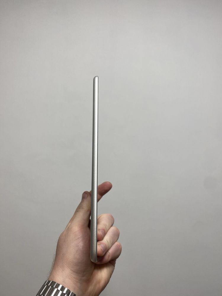 Apple Ipad mini 5 64 Apple pencil в идеальном состоянии официальный !